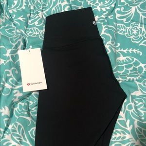 Wunder Under HR Crop